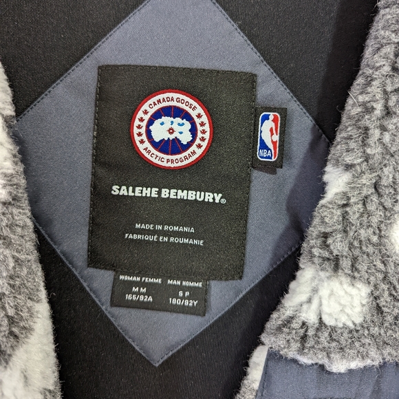 Canada Goose Jacket - Picture 2 of 6